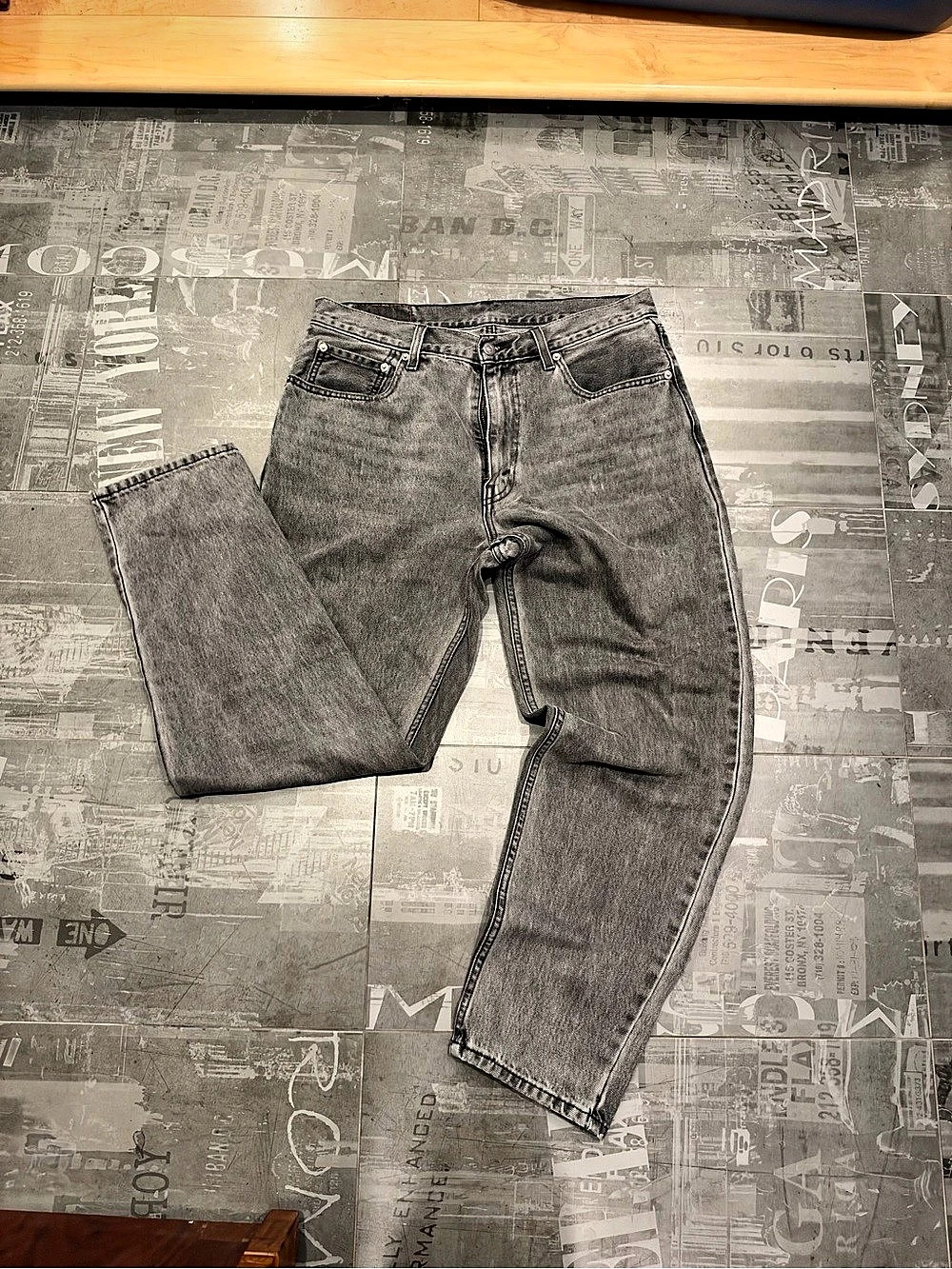 Levi's 550 Men's Gray Straight Jeans Waist 34 x 32